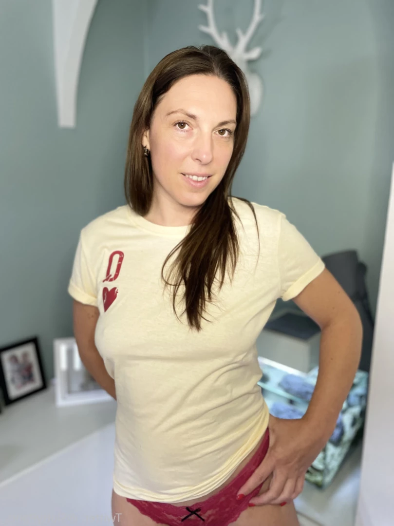 Average UK Mum [ averageukmum ] Onlyfans leaked photo 11411544 on Hotleaks.tv