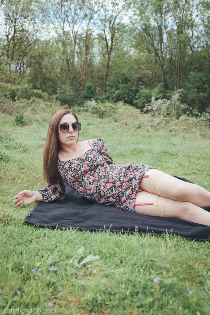 Average UK Mum [ averageukmum ] Onlyfans leaked photo 14570089 on Hotleaks.tv