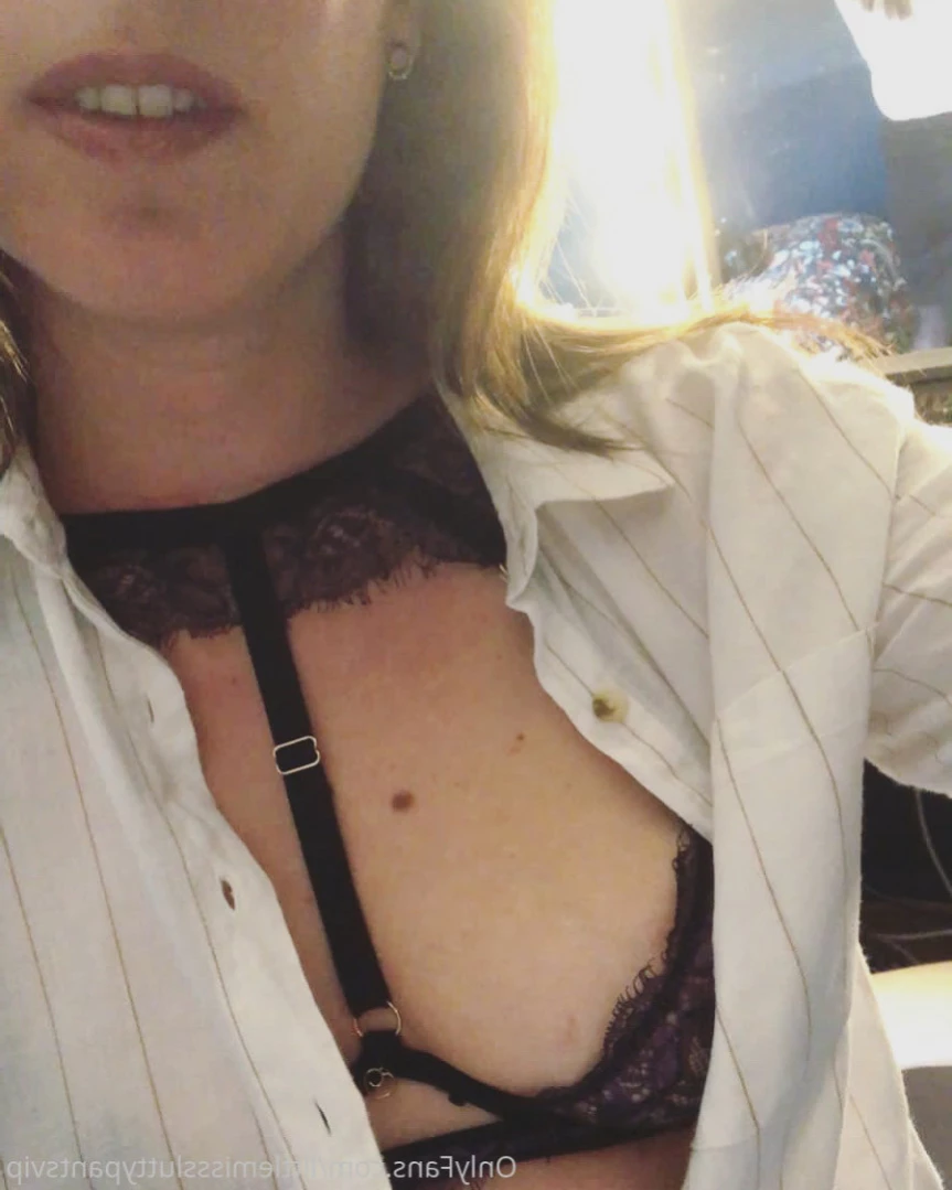 Average UK Mum [ averageukmum ] Onlyfans leaked photo 14695666 on Hotleaks.tv