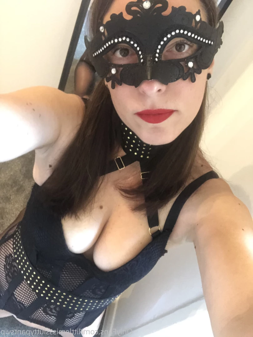 Average UK Mum [ averageukmum ] Onlyfans leaked photo 15093502 on Hotleaks.tv