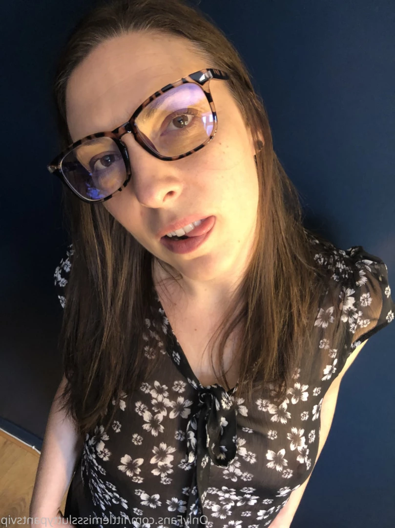 Average UK Mum [ averageukmum ] Onlyfans leaked photo 15469299 on Hotleaks.tv