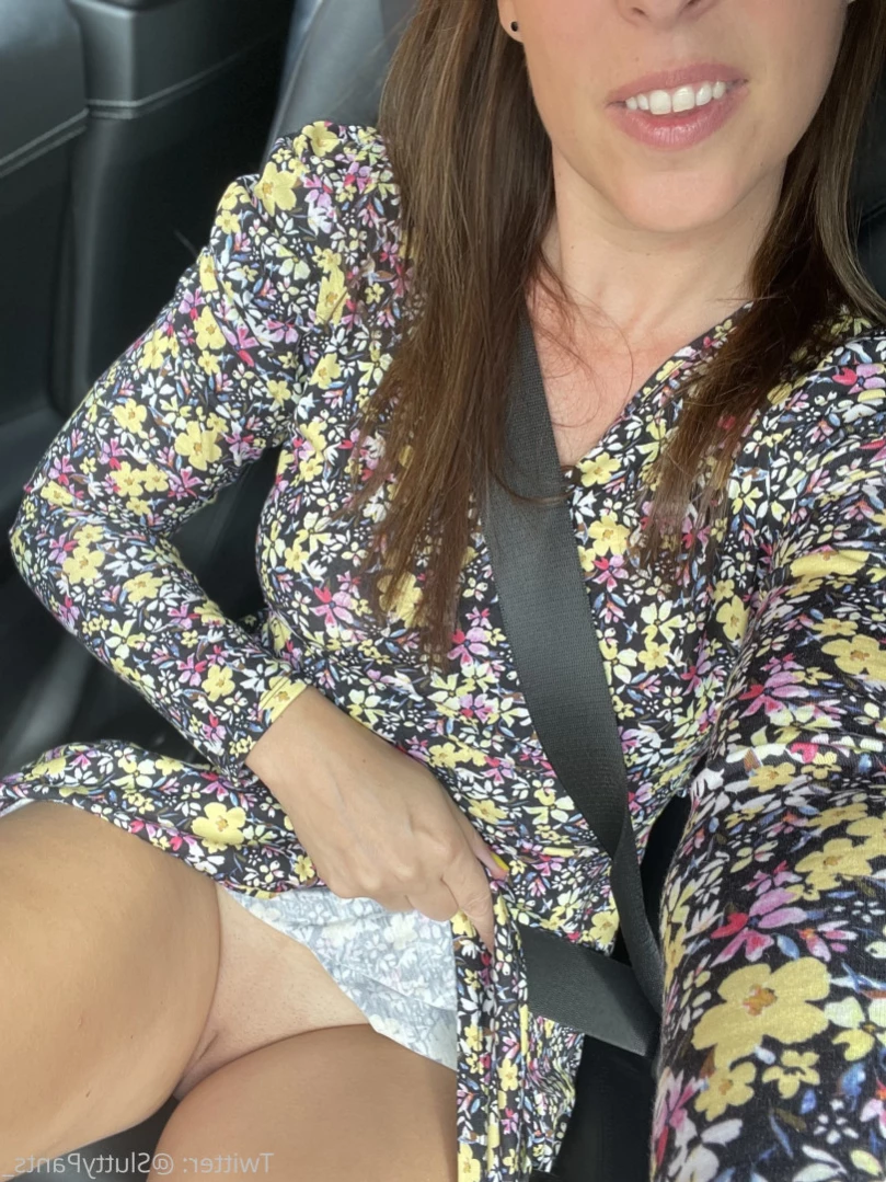 Average UK Mum [ averageukmum ] Onlyfans leaked photo 15531581 on Hotleaks.tv