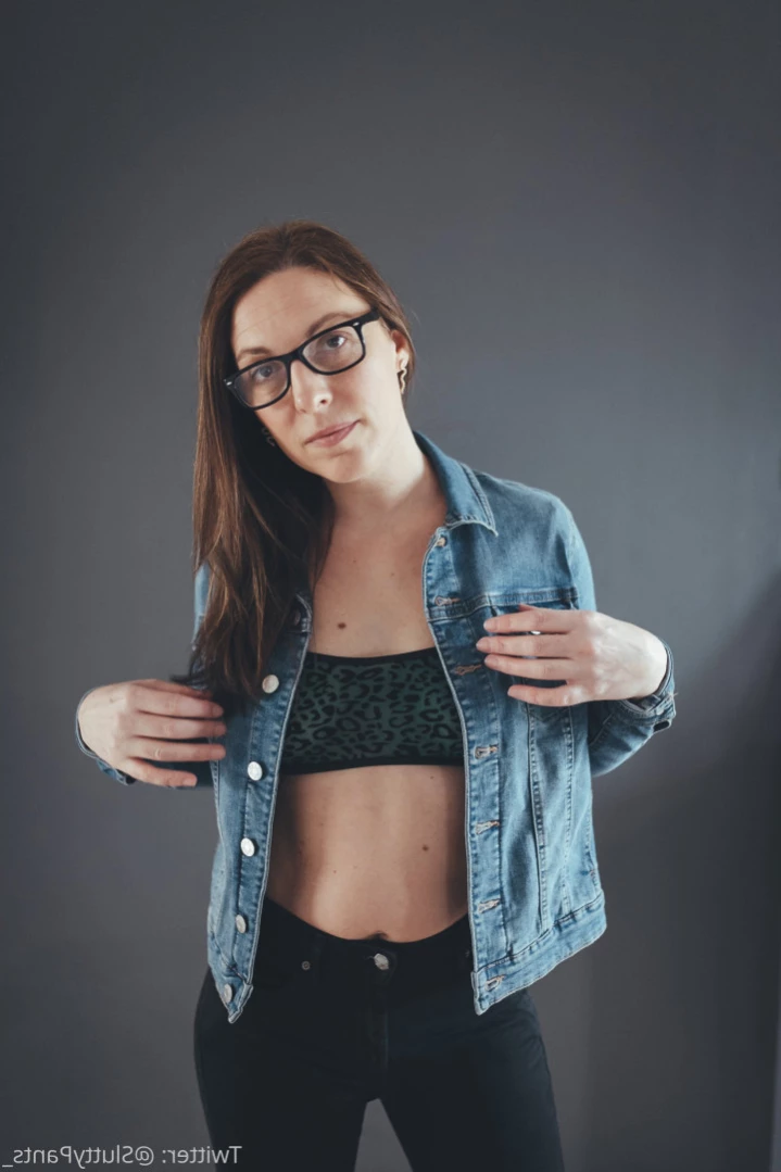 Average UK Mum [ averageukmum ] Onlyfans leaked photo 16344800 on Hotleaks.tv