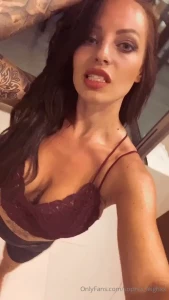 Sophia Leigh [ sophia_leighxx ] Onlyfans leaked video 9950587 on Hotleaks.tv