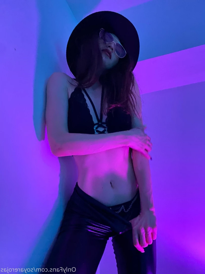 Are Rojas [ soyarerojas ] Onlyfans leaked photo 9969783 on Hotleaks.tv