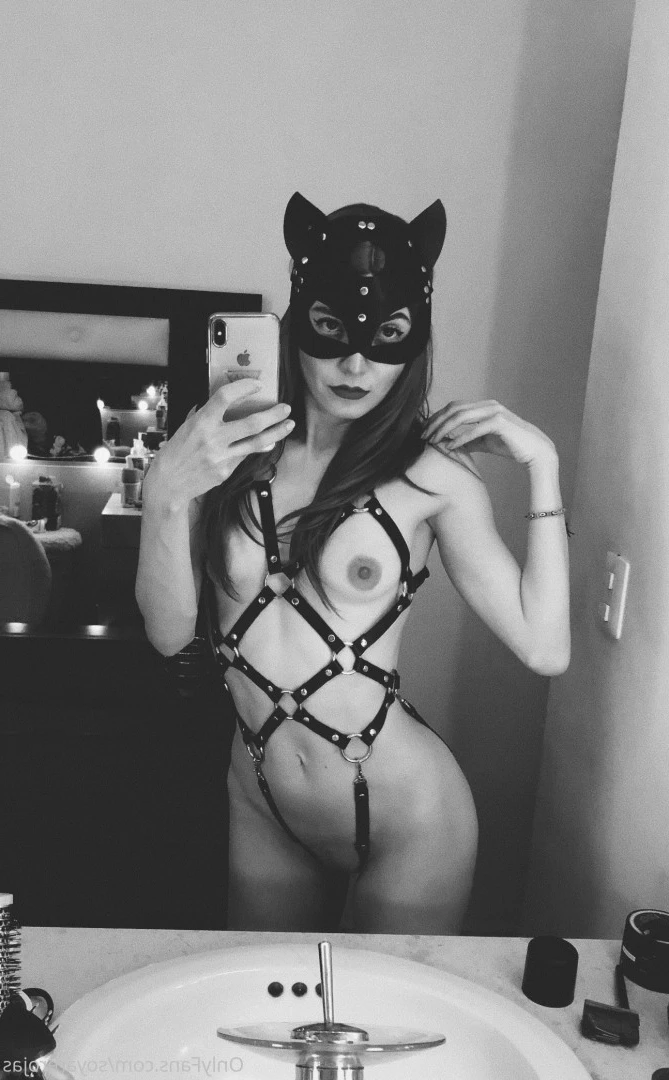 Are Rojas [ soyarerojas ] Onlyfans leaked photo 9972738 on Hotleaks.tv