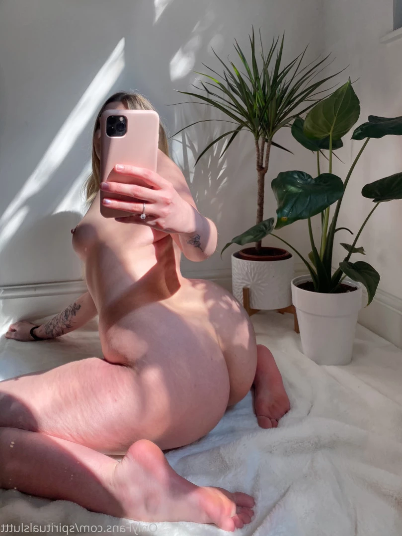Caitlin 👅 Your secret GF [ caitliinn ] Onlyfans leaked photo 12566357 on Hotleaks.tv