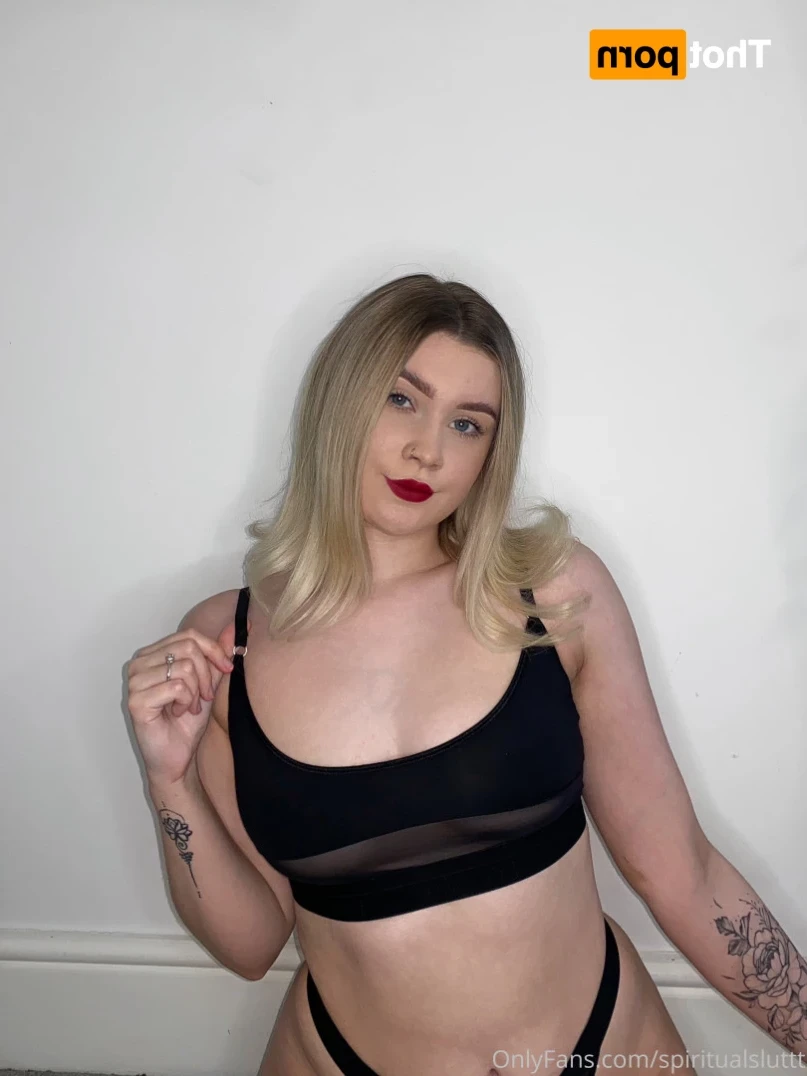 Caitlin 👅 Your secret GF [ caitliinn ] Onlyfans leaked photo 15694989 on Hotleaks.tv