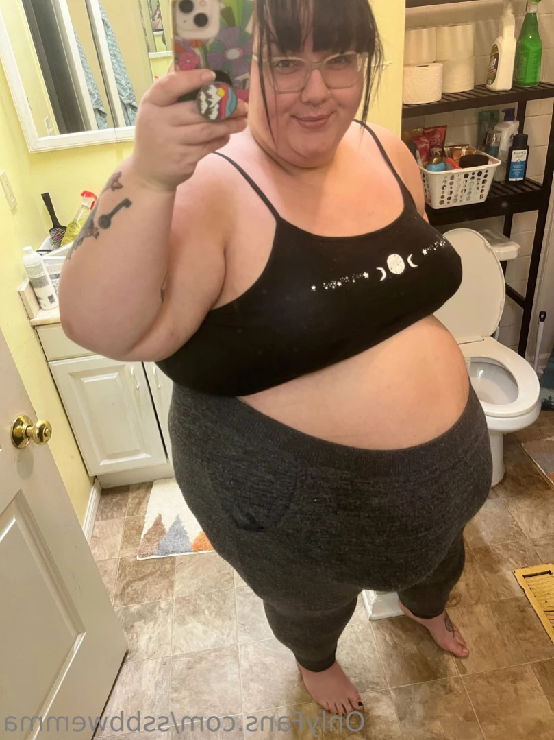 Ssbbw Emma [ ssbbwemma ] Onlyfans leaked photo 14350274 on Hotleaks.tv