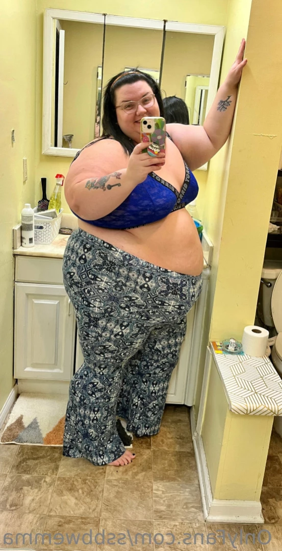 Ssbbw Emma [ ssbbwemma ] Onlyfans leaked photo 14868547 on Hotleaks.tv