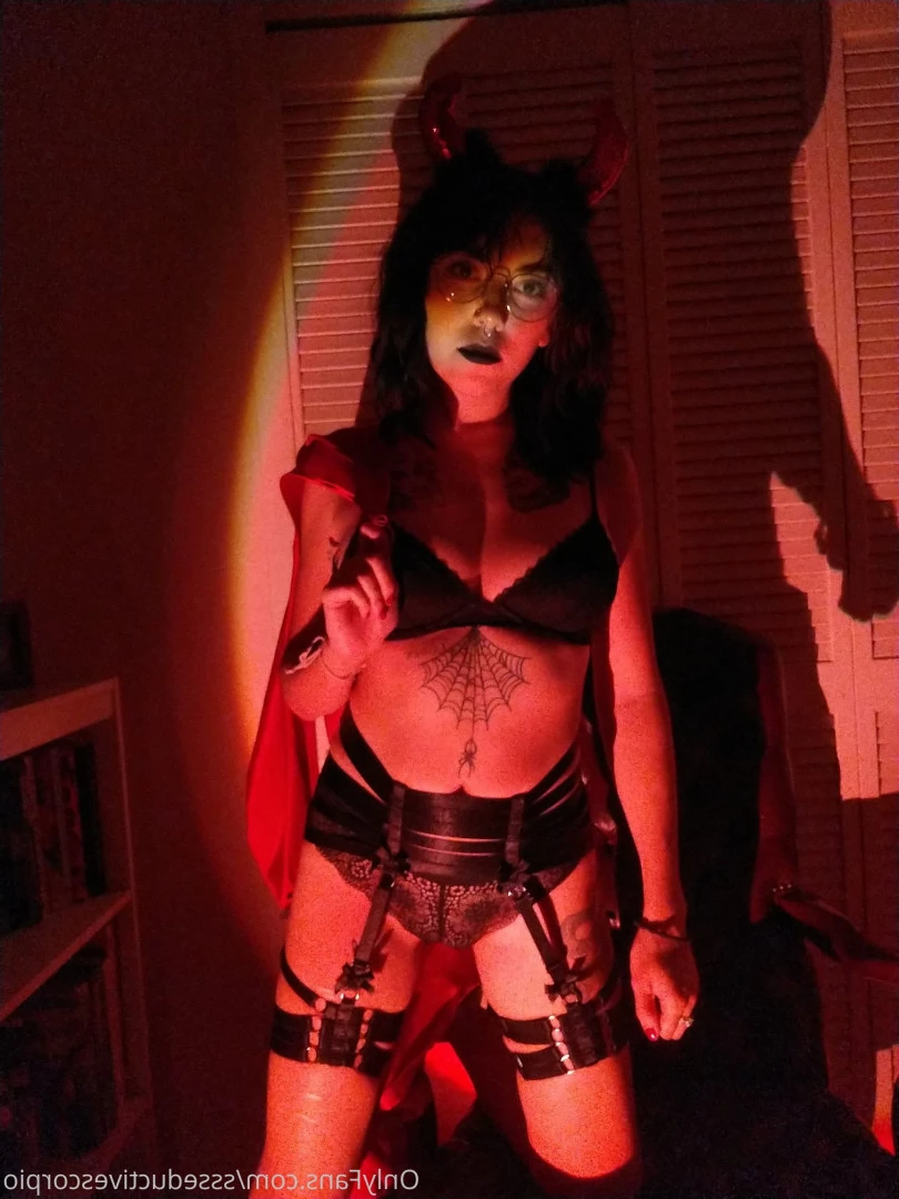 Dani [ ssseductivescorpio ] Onlyfans leaked photo 8304961 on Hotleaks.tv