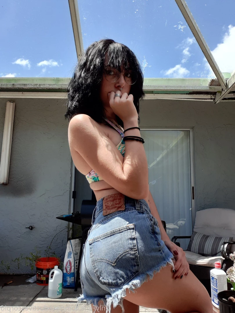 Dani [ ssseductivescorpio ] Onlyfans leaked photo 8318231 on Hotleaks.tv