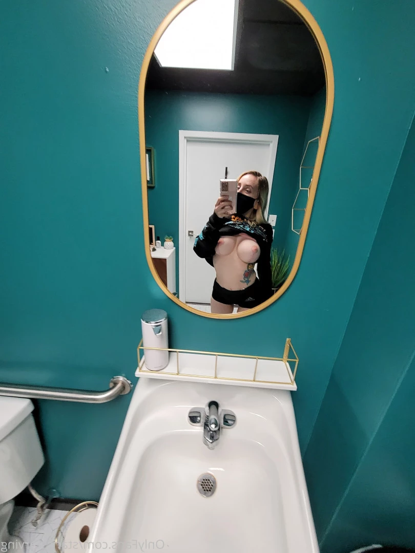 Star Love [ starisstarving ] Onlyfans leaked photo 9941840 on Hotleaks.tv