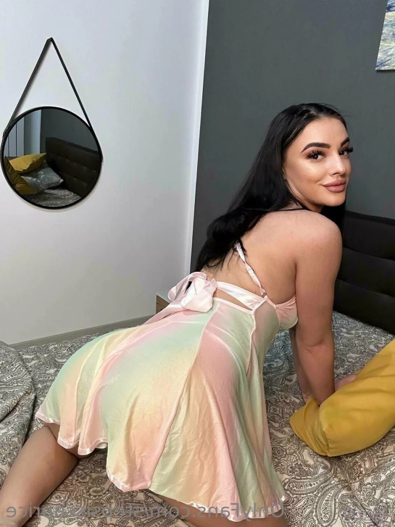 Stepsis Caprice [ stepsiscaprice ] Onlyfans leaked photo 9751129 on Hotleaks.tv