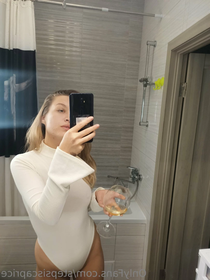 Stepsis Caprice [ stepsiscaprice ] Onlyfans leaked photo 9751359 on Hotleaks.tv