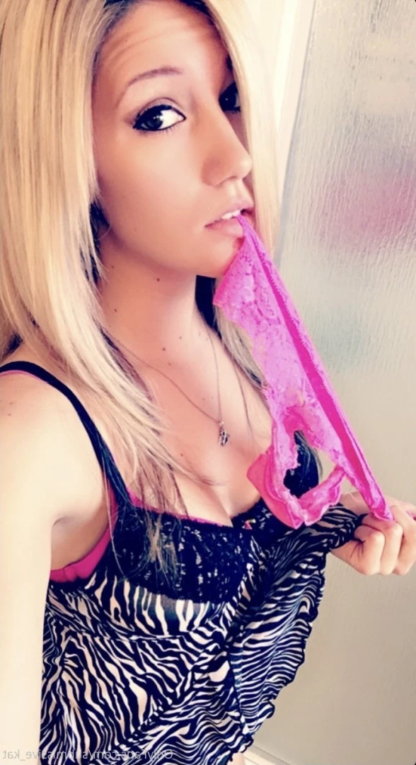 Submissive Kat 🔥 [ submissive_kat ] Onlyfans leaked photo 10016969 on Hotleaks.tv