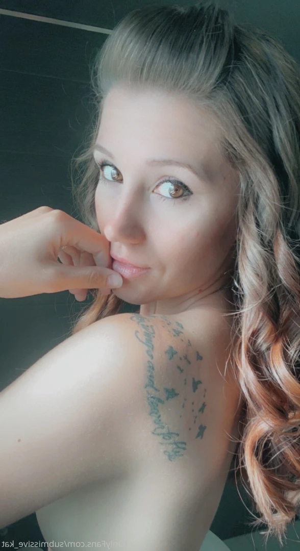 Submissive Kat 🔥 [ submissive_kat ] Onlyfans leaked photo 10019221 on Hotleaks.tv