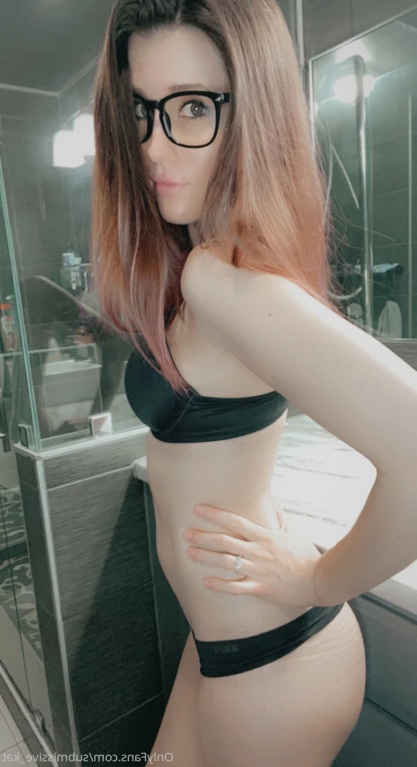Submissive Kat 🔥 [ submissive_kat ] Onlyfans leaked photo 10019422 on Hotleaks.tv