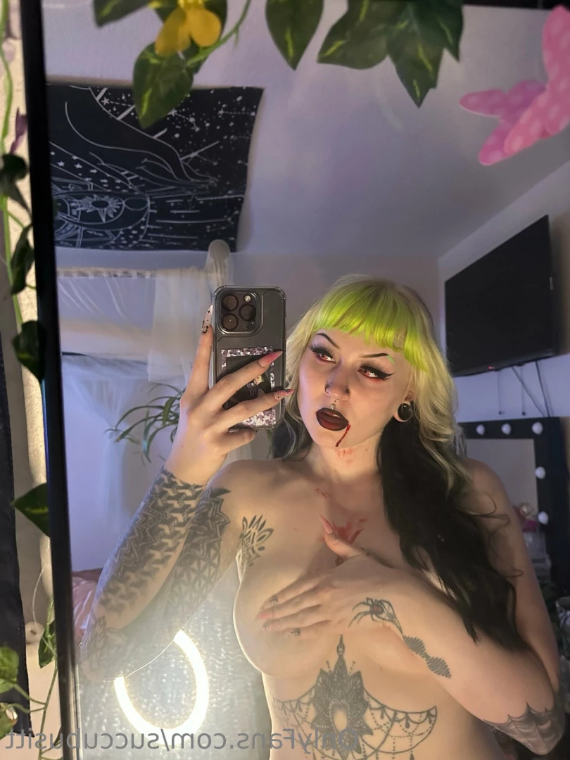 baby succubus ✨ [ succubusitt ] Onlyfans leaked photo 8077493 on Hotleaks.tv