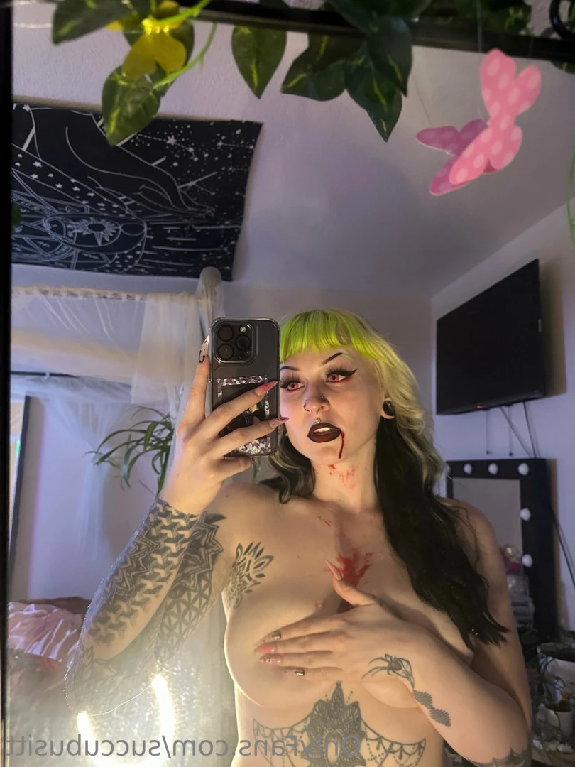 baby succubus ✨ [ succubusitt ] Onlyfans leaked photo 8079061 on Hotleaks.tv