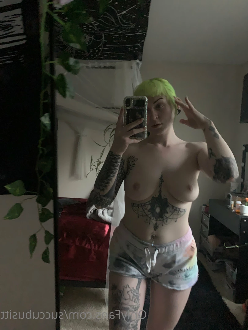 baby succubus ✨ [ succubusitt ] Onlyfans leaked photo 8083760 on Hotleaks.tv