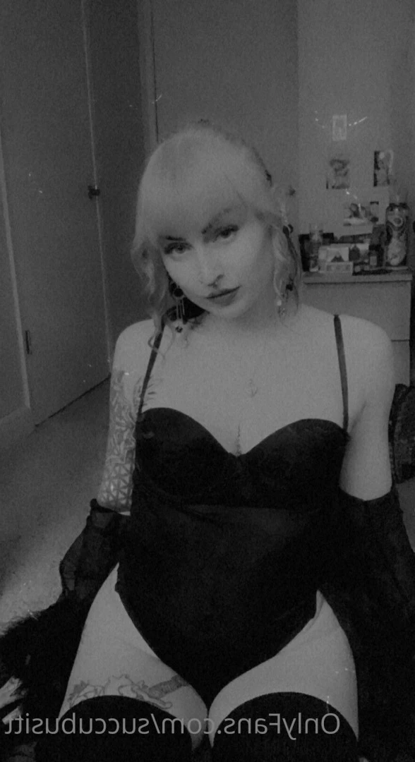 baby succubus ✨ [ succubusitt ] Onlyfans leaked photo 8083927 on Hotleaks.tv
