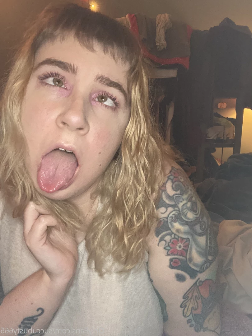 April O’blivion [ succubusty666 ] Onlyfans leaked photo 8121842 on Hotleaks.tv