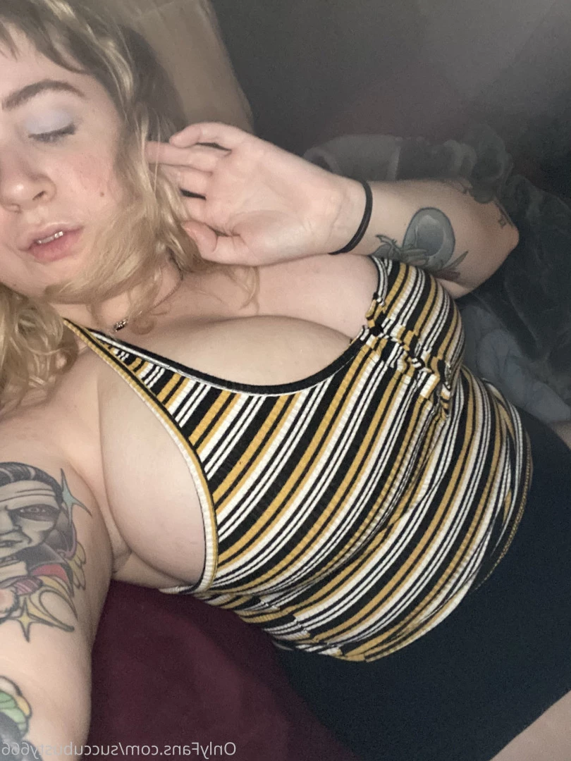 April O’blivion [ succubusty666 ] Onlyfans leaked photo 8121919 on Hotleaks.tv