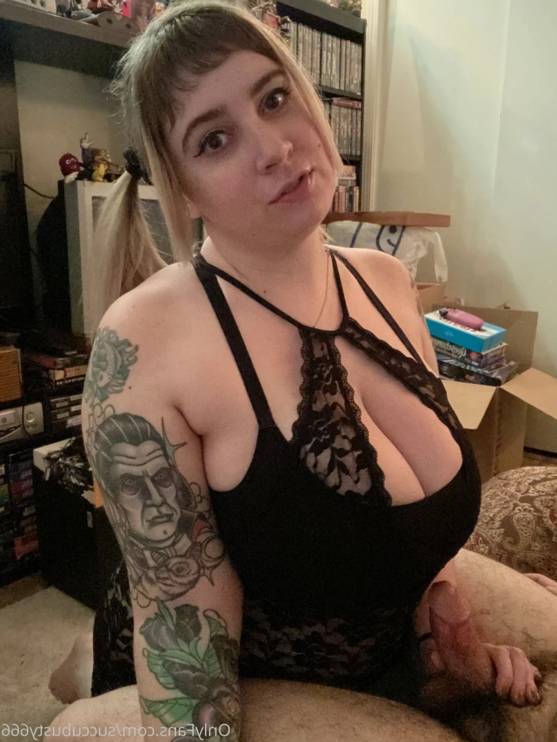 April O’blivion [ succubusty666 ] Onlyfans leaked photo 8122215 on Hotleaks.tv