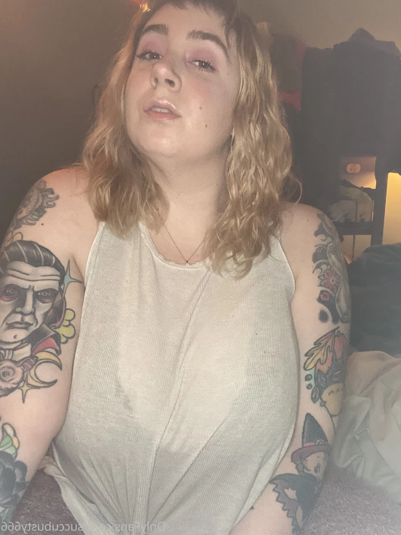 April O’blivion [ succubusty666 ] Onlyfans leaked photo 8122343 on Hotleaks.tv