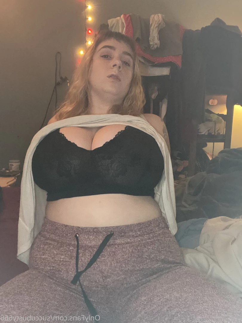 April O’blivion [ succubusty666 ] Onlyfans leaked photo 8122742 on Hotleaks.tv