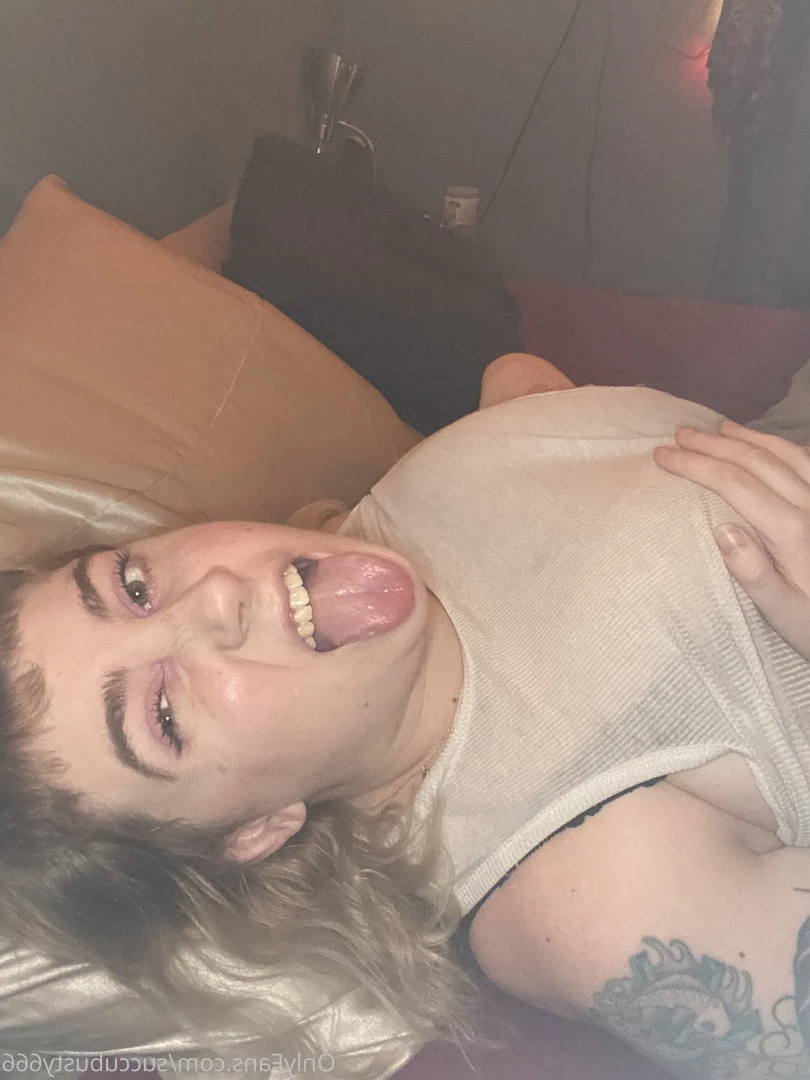 April O’blivion [ succubusty666 ] Onlyfans leaked photo 8122938 on Hotleaks.tv