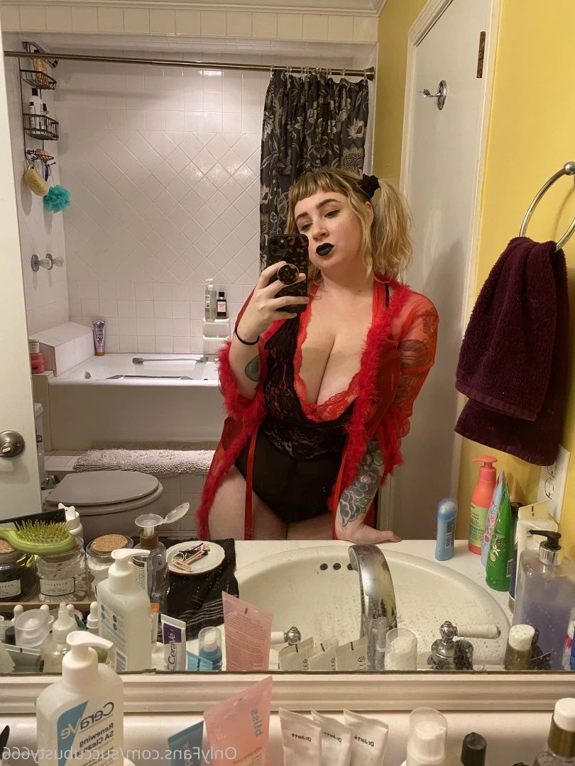 April O’blivion [ succubusty666 ] Onlyfans leaked photo 8123604 on Hotleaks.tv