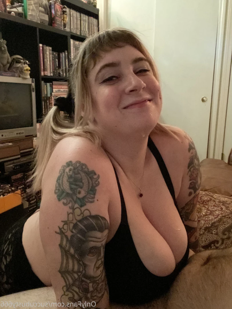 April O’blivion [ succubusty666 ] Onlyfans leaked photo 8124175 on Hotleaks.tv