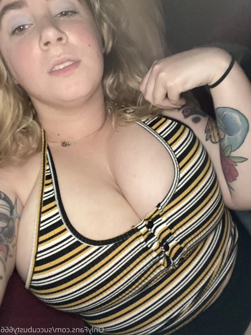 April O’blivion [ succubusty666 ] Onlyfans leaked photo 8124247 on Hotleaks.tv