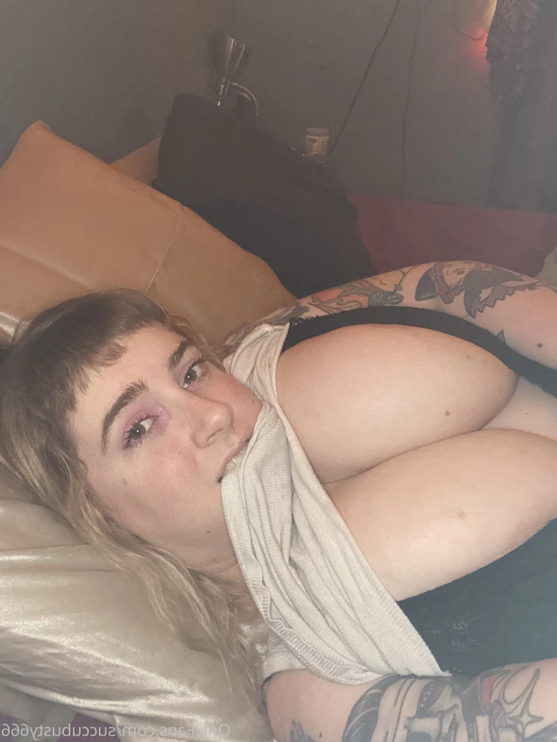 April O’blivion [ succubusty666 ] Onlyfans leaked photo 8125479 on Hotleaks.tv