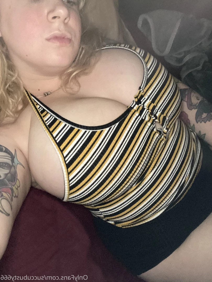April O’blivion [ succubusty666 ] Onlyfans leaked photo 8126010 on Hotleaks.tv