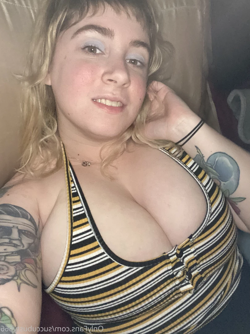 April O’blivion [ succubusty666 ] Onlyfans leaked photo 8126058 on Hotleaks.tv