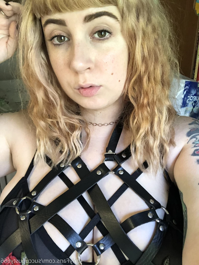April O’blivion [ succubusty666 ] Onlyfans leaked photo 8126333 on Hotleaks.tv