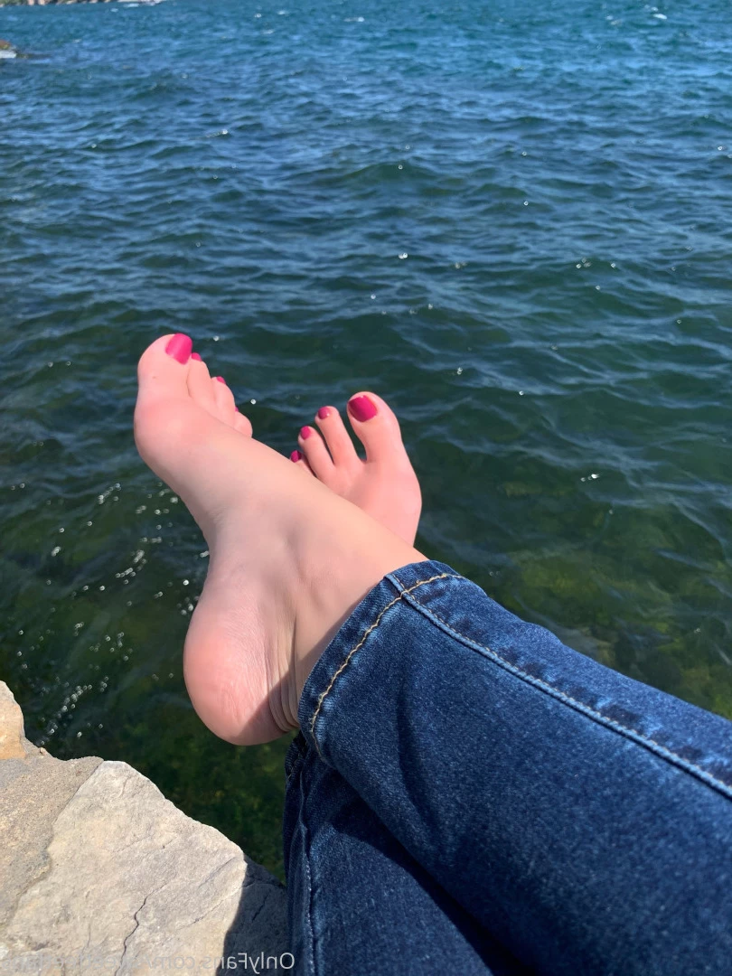 Sweetfeet2018 [ sweetfeetfans ] Onlyfans leaked photo 8113756 on Hotleaks.tv