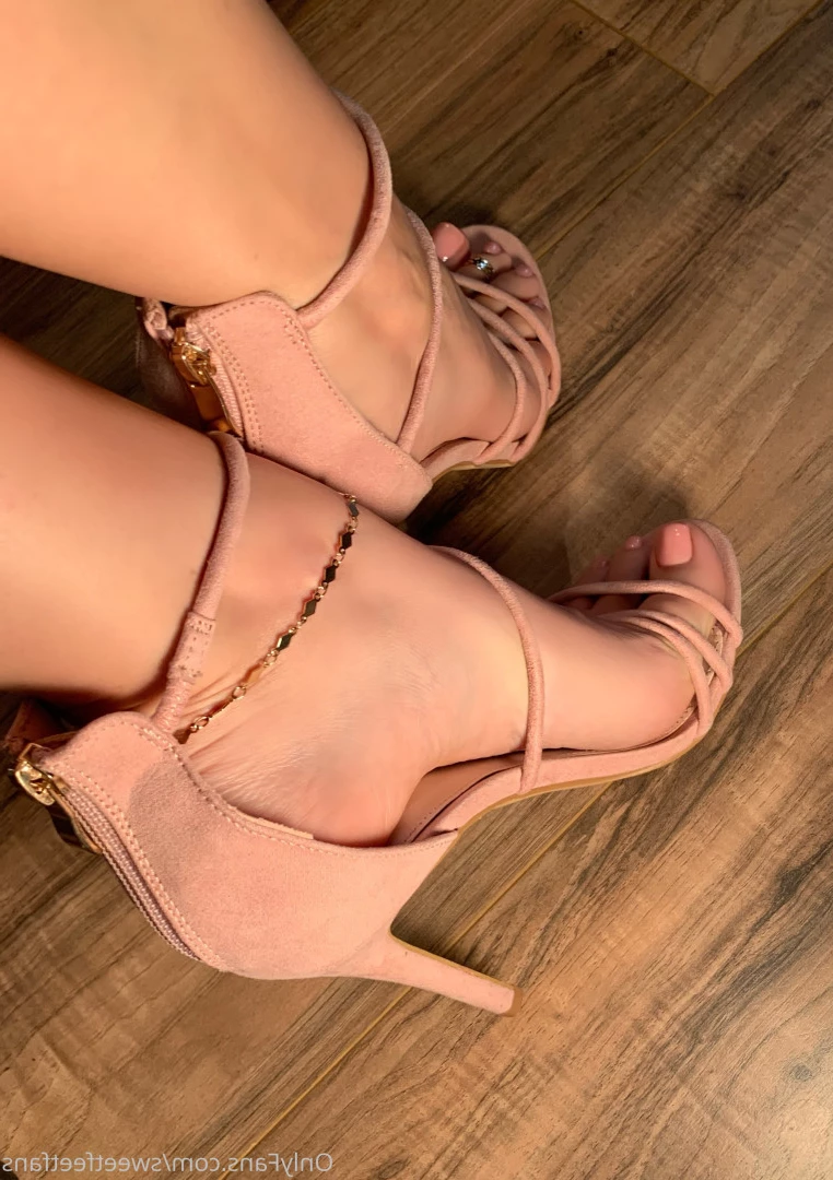 Sweetfeet2018 [ sweetfeetfans ] Onlyfans leaked photo 8115454 on Hotleaks.tv