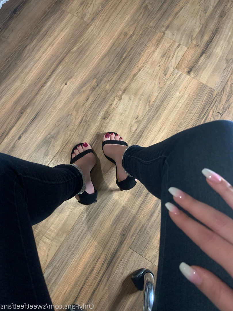 Sweetfeet2018 [ sweetfeetfans ] Onlyfans leaked photo 8117318 on Hotleaks.tv