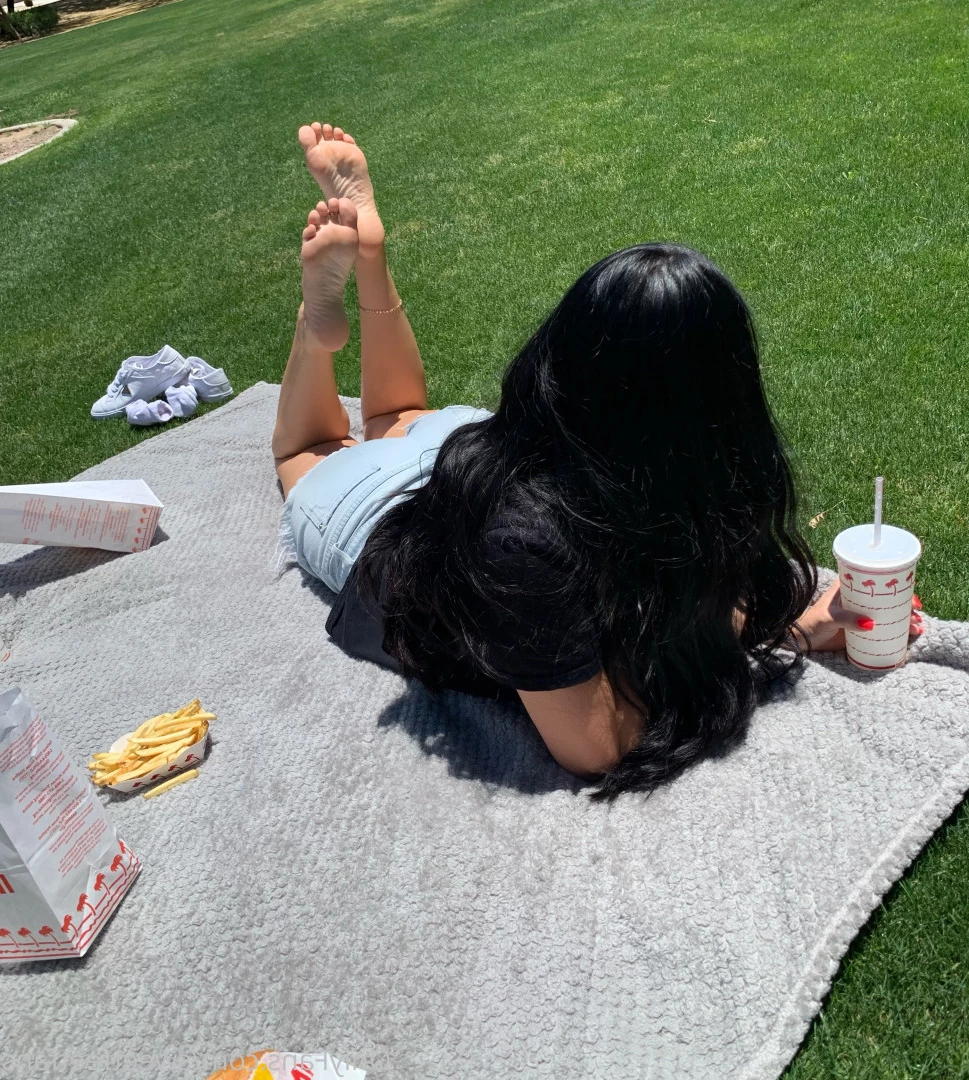 Sweetfeet2018 [ sweetfeetfans ] Onlyfans leaked photo 8121203 on Hotleaks.tv