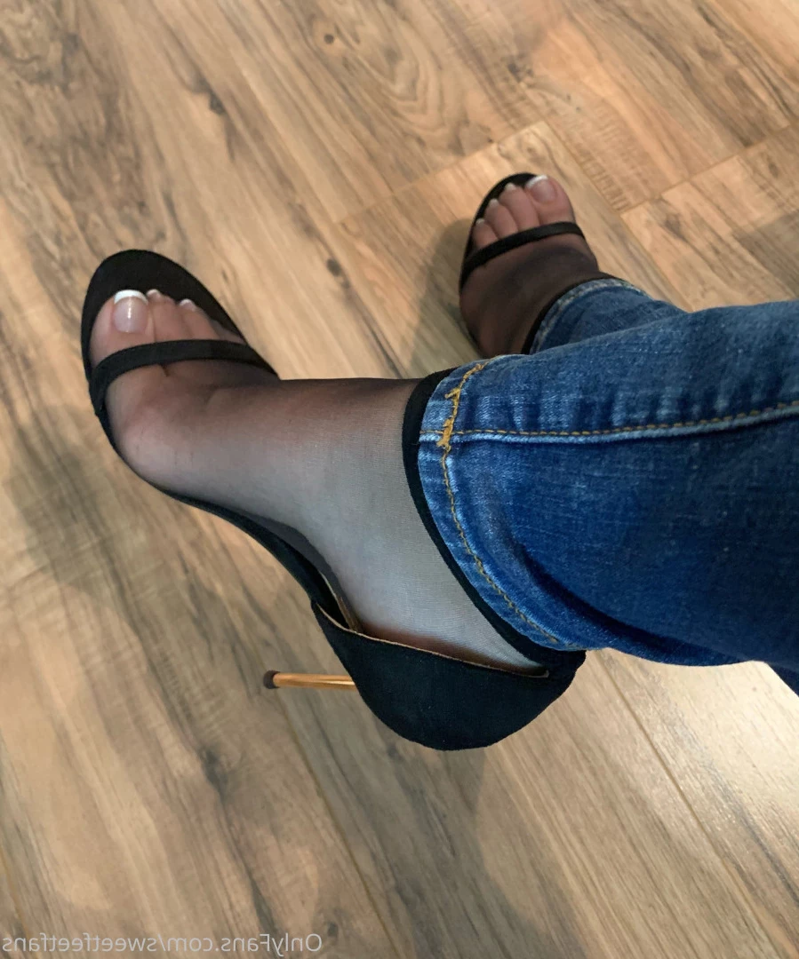 Sweetfeet2018 [ sweetfeetfans ] Onlyfans leaked photo 8124925 on Hotleaks.tv