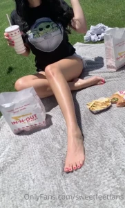 Sweetfeet2018 [ sweetfeetfans ] Onlyfans leaked video 9915567 on Hotleaks.tv