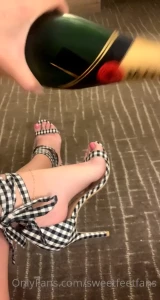 Sweetfeet2018 [ sweetfeetfans ] Onlyfans leaked video 9915574 on Hotleaks.tv