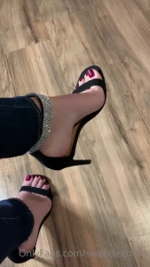 9915640