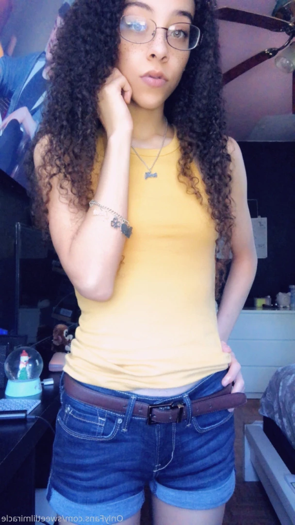 Little Miracle [ sweetlilmiracle ] Onlyfans leaked photo 8167380 on Hotleaks.tv