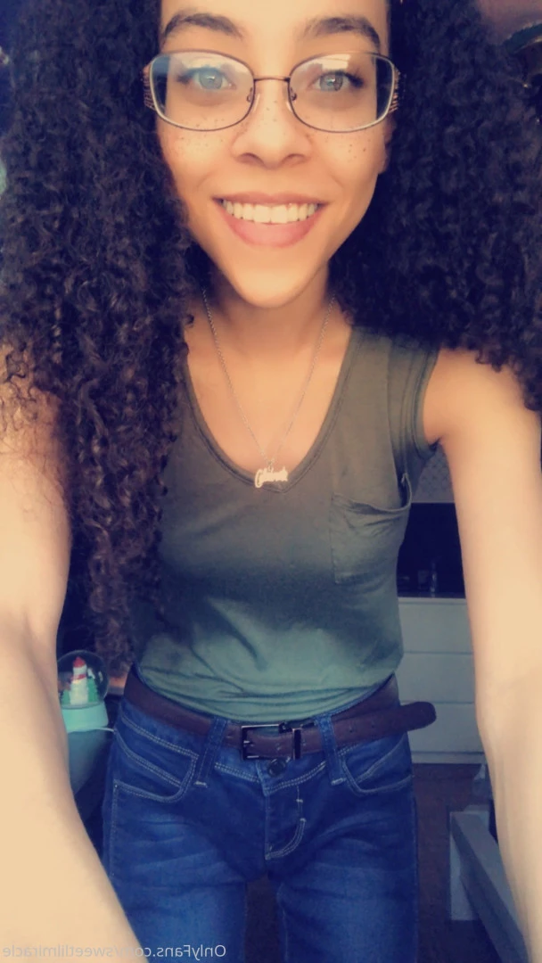 Little Miracle [ sweetlilmiracle ] Onlyfans leaked photo 8169503 on Hotleaks.tv