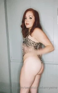 Sweetlikestrawberrywine [ sweetstrawberrywine ] Onlyfans leaked video 9914292 on Hotleaks.tv